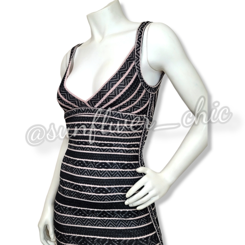 Herve Leger/Max Azria Lace Textured Bandage Dress - Picture 10 of 16